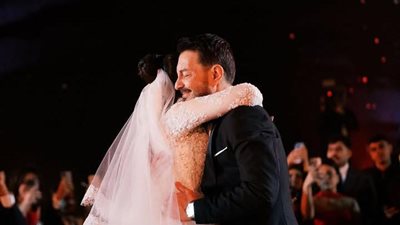 بكلمات مؤثرة.. ليلى أحمد زاهر توجه رسالة لوالدها بمناسبة عيد ميلاده| صور