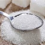 بلاش سكر كتير.. نقيب الأطباء الأسبق يحذر من نظام الطيبات