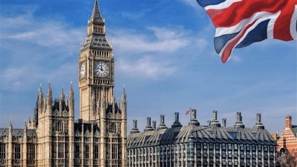 بلاغ عن استهداف سفينة شحن بإطلاق نار غرب إيران على بعد 8 أميال