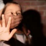 «بيسهلها الرذيلة وحرضها على أفلام مخلة».. ننشر أقوال والدة ضحية مدرس الرياضيات بمدينة نصر