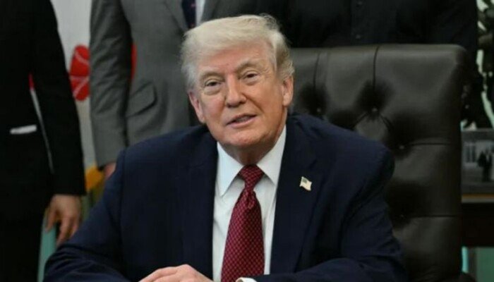 ترامب: خسائر يومية لإيران بمئات الملايين بسبب إغلاق مضيق هرمز