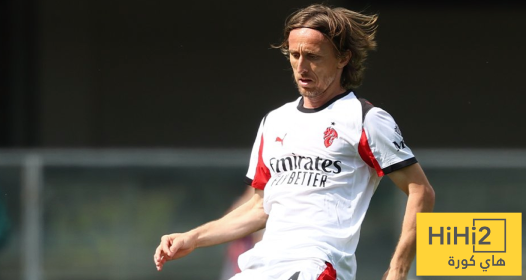 تشكيلة ميلان الرسمية ضد يوفنتوس في الدوري الإيطالي