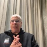 تصريحات ساخرة من شوبير حول ارتباط الأهلي بنجوم العالم