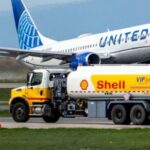 تطورات عالمية خطيرة.. نقص الوقود يهدد بإغلاق مطارات دولية و"لوفتهانزا" تلغي 20 ألف رحلة