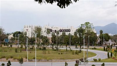 تعثر محادثات إسلام آباد.. ترامب يفضل "الهاتف" وعراقجي يتجه لروسيا