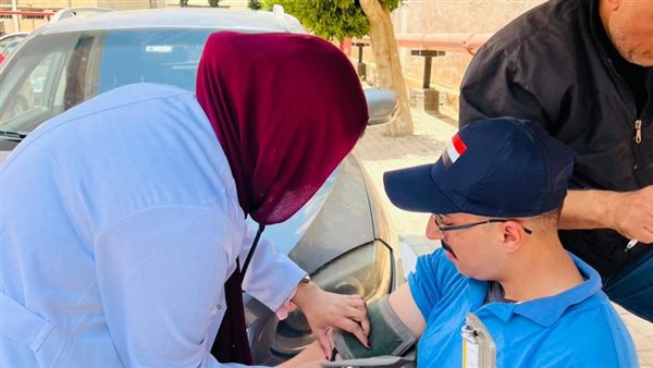 جامعة القاهرة تنظم حملة للتبرع بالدم بالتعاون مع قوات الدفاع الشعبي والعسكري