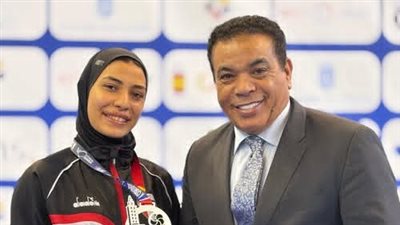 جنا حازم تنتزع فضية بطولة الدوري العالمي للكاراتيه