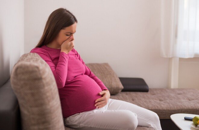 جينات تقود اللغز.. اكتشاف عامل رئيسي وراء التقيؤ الشديد أثناء الحمل