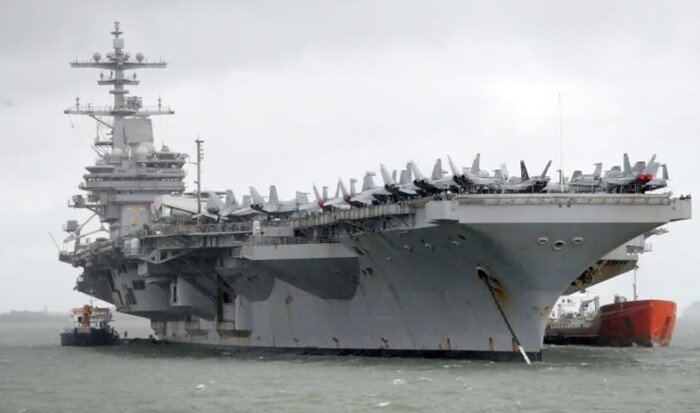 حاملة طائرات أمريكية جديدة تتجه إلى الشرق الأوسط وسط تحركات عسكرية متسارعة