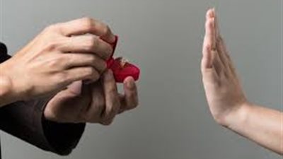 حدود نفسية لا غنى عنها.. كيف تحمي نفسك من استنزاف العلاقات السامة؟