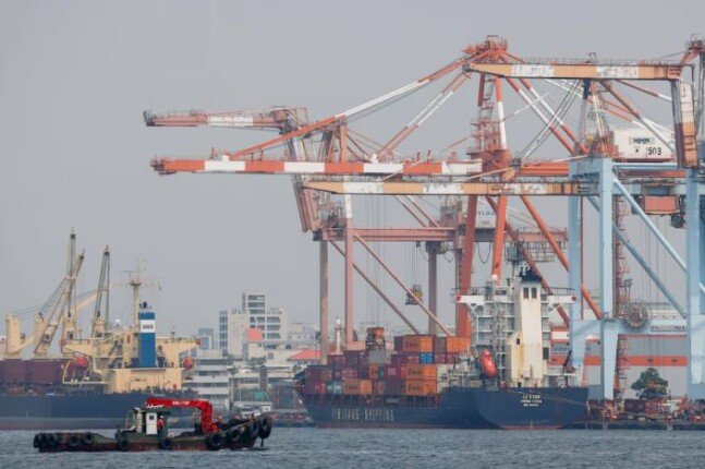 حرب إيران تعزز أرباح شركات لوجستيات أوروبية في ظل استمرار فوضى الشحن.. ما التفاصيل؟