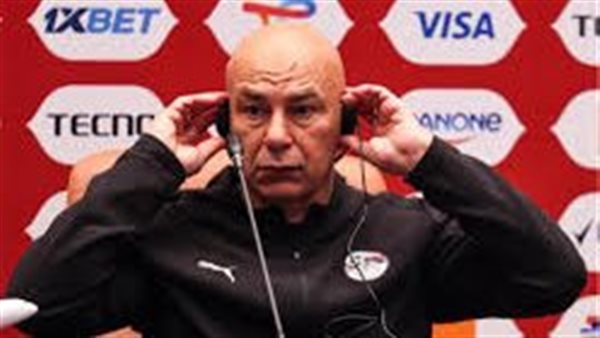 حسام حسن يعمل مع المنتخب بدون عقد منذ فبراير