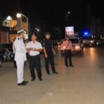 حملة أمنية ومرورية مكبرة بدائرة قسم أول الفيوم.. تنفيذ أحكام ورفع الإشغالات ومصادرة مخالفات الكافيهات لإعادة الانضباط للشوارع