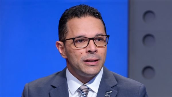 خبير اقتصاد عسكري يكشف سر لجوء الجيوش إلى إدارة أنشطة تجارية تدر أرباحًا