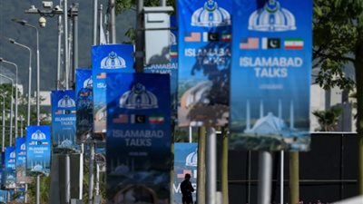 خفايا ماراثون إسلام آباد.. كواليس اللقاء المباشر بين كوشنر وعراقجي في باكستان