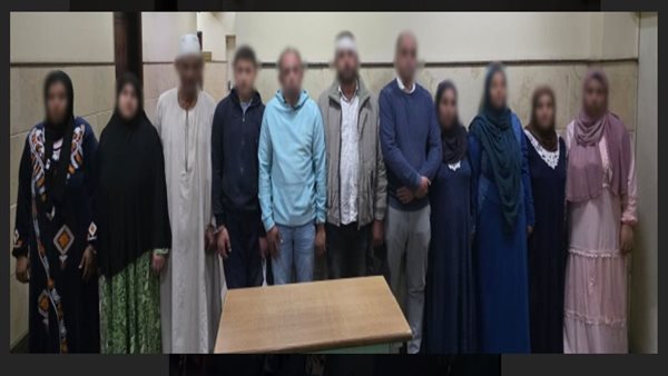 خلاف على قطعة أرض يشعل مشاجرة بالحجارة في دمنهور.. وضبط المتورطين