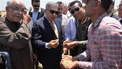 دعم الفلاح أولوية والأمن الغذائي قضية قومية