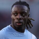 دوكو أول لاعب يفعلها في الدوري الإنجليزي