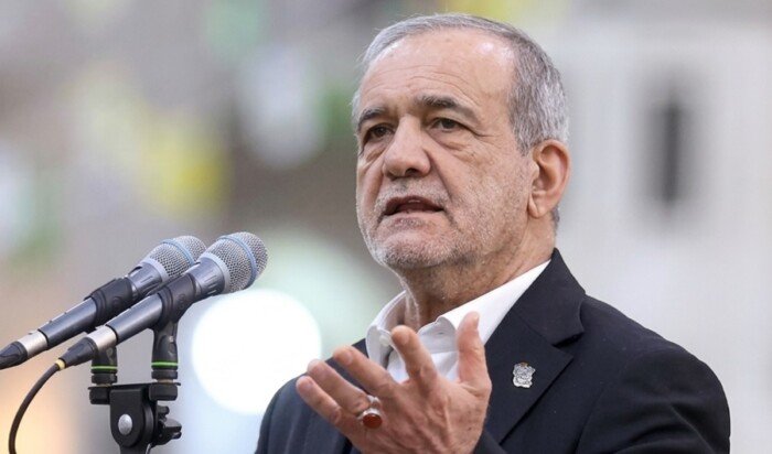 رئيس إيران يدعو مواطنيه إلى ترشيد استهلاك الكهرباء بعد أضرار في البنية التحتية