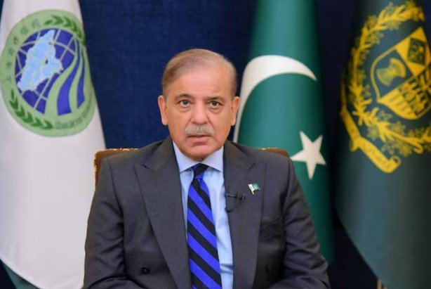 رئيس الوزراء الباكستاني يؤكد مواصلة بلاده جهودها للسلام في المنطقة
