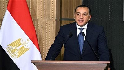 رئيس الوزراء يبدأ جولة بعدد من المشروعات التنموية والخدمية بشمال سيناء