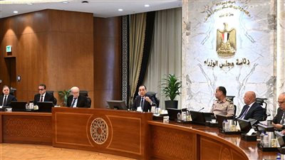 رئيس الوزراء يكلف الحكومة بالالتزام بحضور جلسات البرلمان والتفاعل مع كل ما يُطرح