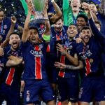 رسميا .. باريس سان جيرمان يتوج بجائزة لوريوس