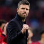 رغم تحسن النتائج.. مانشستر يونايتد يؤجل حسم مصير كاريك