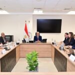 رقمنة محطات الرفع وتطوير مصلحة الميكانيكا.. تفاصيل لقاء وزير الري مع السفير الفرنسي بالقاهرة