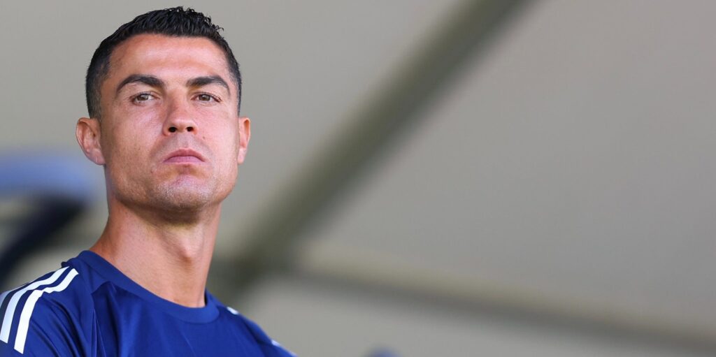 رونالدو يطارد المجد.. خماسية تاريخية على رادار الدون !