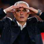 ريال مدريد يغامر بإعادة مورينيو بسبب مبابي وفينيسيوس