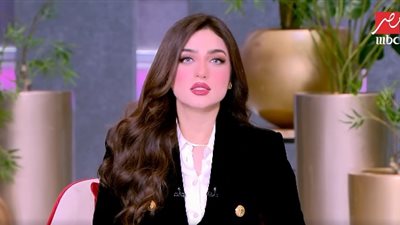 زيزو بيعدل شعره عشان يخفف الموقف وإمام عاشور موت نفسه على الكورة