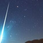 سماء أبريل 2026 تتألق.. هلال ذي القعدة ومذنب بان ستارز وزخة القيثاريات