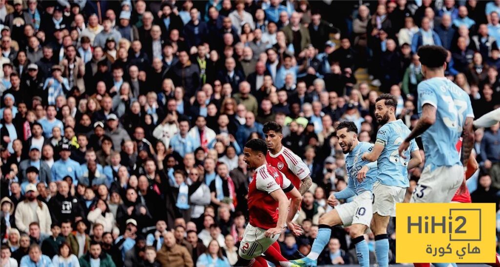 سيناريو لقب الدوري الإنجليزي .. هل سيحصد أرسنال الكأس أم مانشستر سيتي ؟