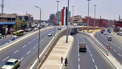 سيولة مرورية بالقاهرة والجيزة وانتشار مكثف لرجال المرور