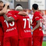 شباب الأهلي في مواجهة خورفكان في الدوري الإماراتي