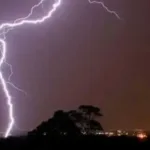 صاعقة رعدية تخطف روح طفل خلال رعي الأغنام غربي اليمن