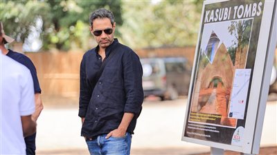 صدقي صخر يسافر إلى أوغندا في مبادرة لتنشيط السياحة.. صور