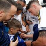 صور .. بعثة ريال مدريد تصل الى اشبيلية