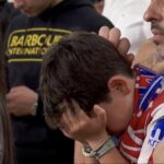 صور .. بكاء جماهير اتلتيكو مدريد بعد خسارة لقب كأس الملك