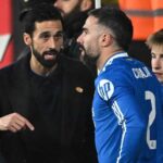 صور .. كارفخال غادر ملعب بيتيس قبل انتهاء المباراة