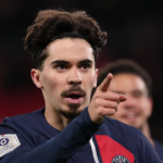 صور : موقف طريف لفيتينيا بعد الفوز على بايرن ميونخ