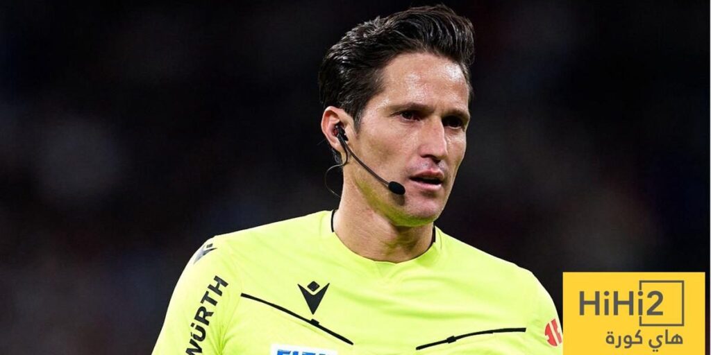 صورة.. نتائج برشلونة مع حكم مباراته ضد سيلتا فيغو