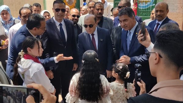 ضمن جولة حياة كريمة.. محافظ الغربية يتابع تطوير مدرسة الشهيد محمد زرد بتفهنا العزب