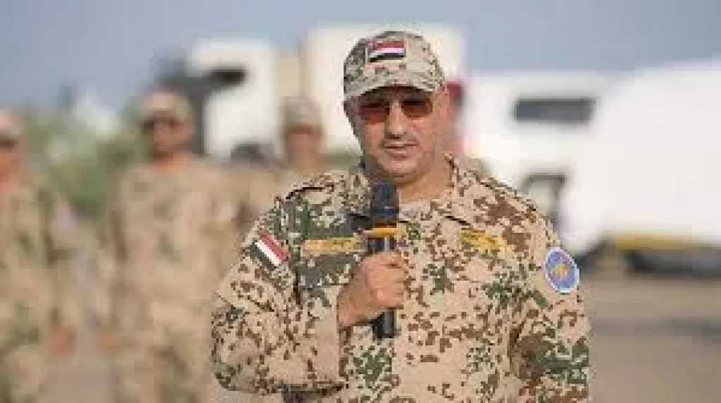 طارق صالح ينسحب فجأة من تعز! ماذا يحدث في الوازعية؟