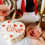 طرق غير تقليدية رومانسية للاحتفال بعيد زواجك في المنزل