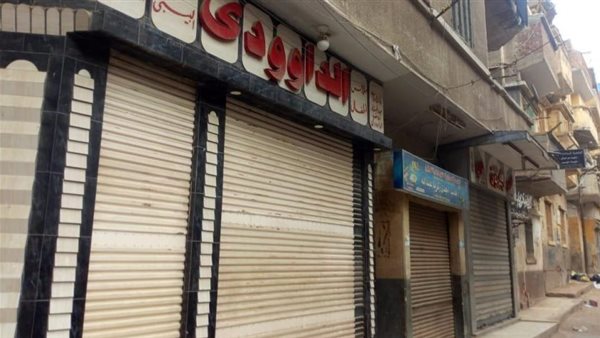 عاجل.. الحكومة تحسم مصير مواعيد غلق المحلات اليوم