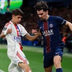 عاجل .. فيتينيا يغادر مباراة ليون مصابا