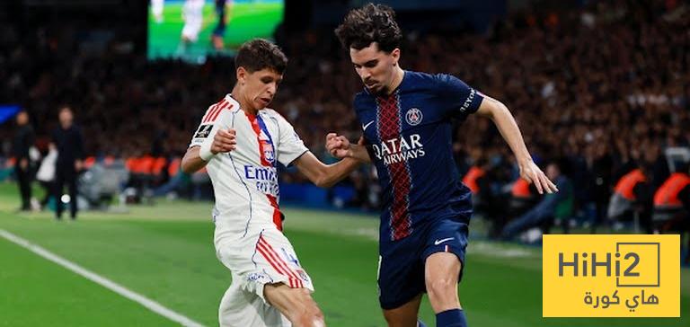 عاجل .. فيتينيا يغادر مباراة ليون مصابا