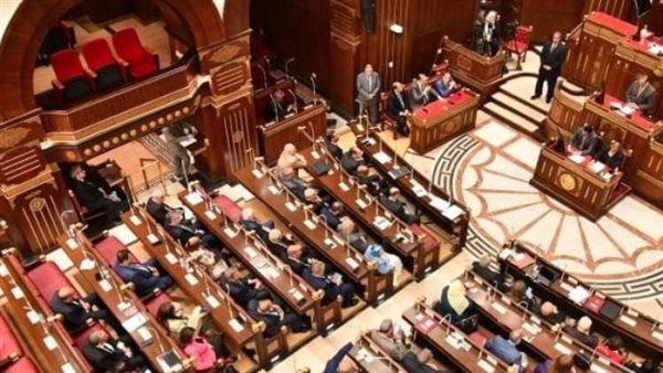 عاجل.. لتعزيز القيم..مجلس الشيوخ يناقش إدراج التربية الأخلاقية بالتعليم الأساسى